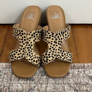 DV by Dolce Vita Leopard-Spot Tan & Black Slip-On Mules